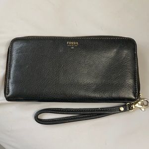 Fossil wallet